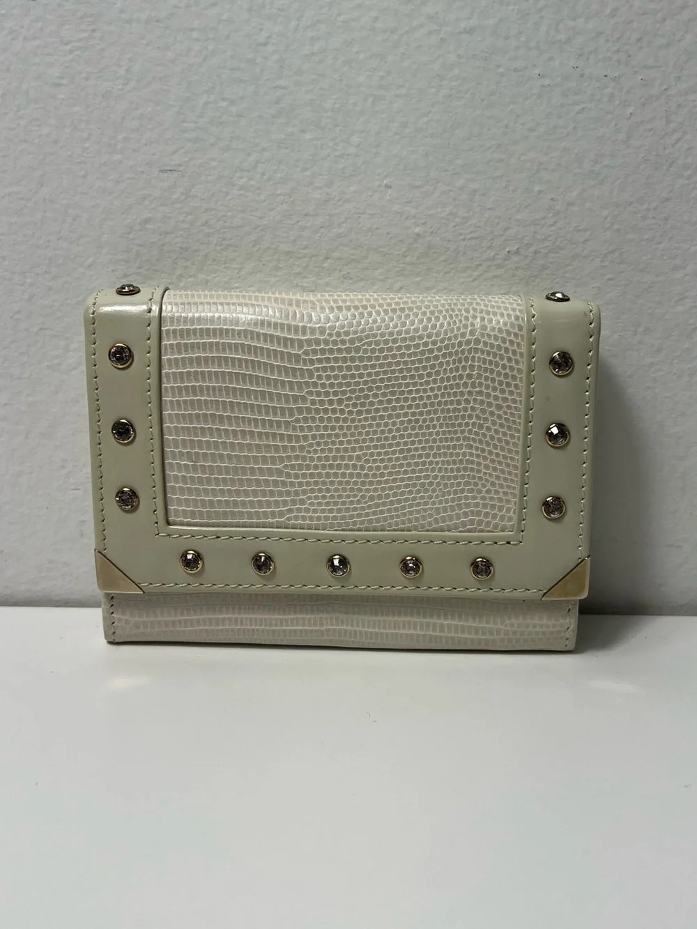 Swarovski Crystal Embellished Lizard Embossed Bifold Leather Wallet - Picture 2 of 10